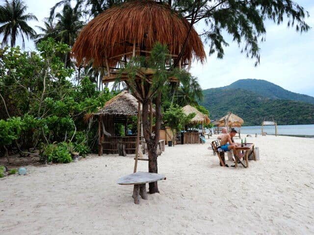 Pantai Bobi Karimunjawa